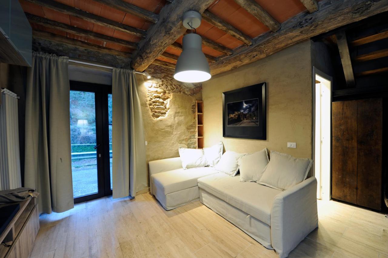Incantevole Casa Sul Fiume, Relax E Natura Ai Piedi Della Alpi Apuane มาสซา ภายนอก รูปภาพ