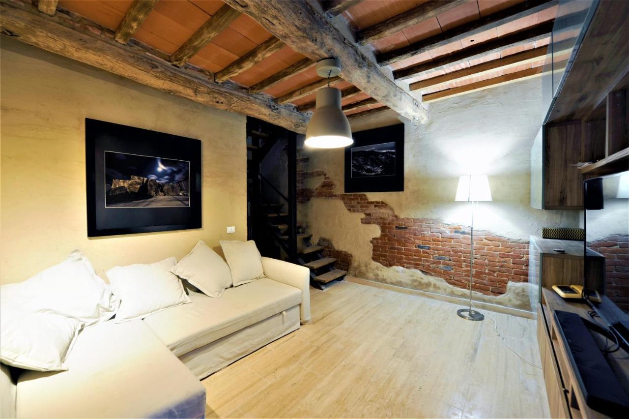 Incantevole Casa Sul Fiume, Relax E Natura Ai Piedi Della Alpi Apuane มาสซา ภายนอก รูปภาพ