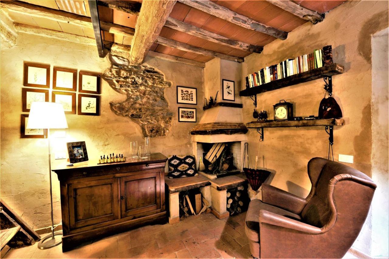Incantevole Casa Sul Fiume, Relax E Natura Ai Piedi Della Alpi Apuane มาสซา ภายนอก รูปภาพ